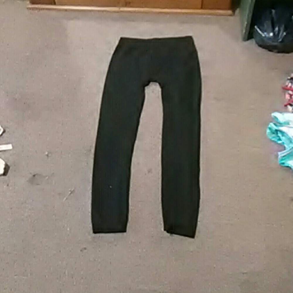 Black winter leggings